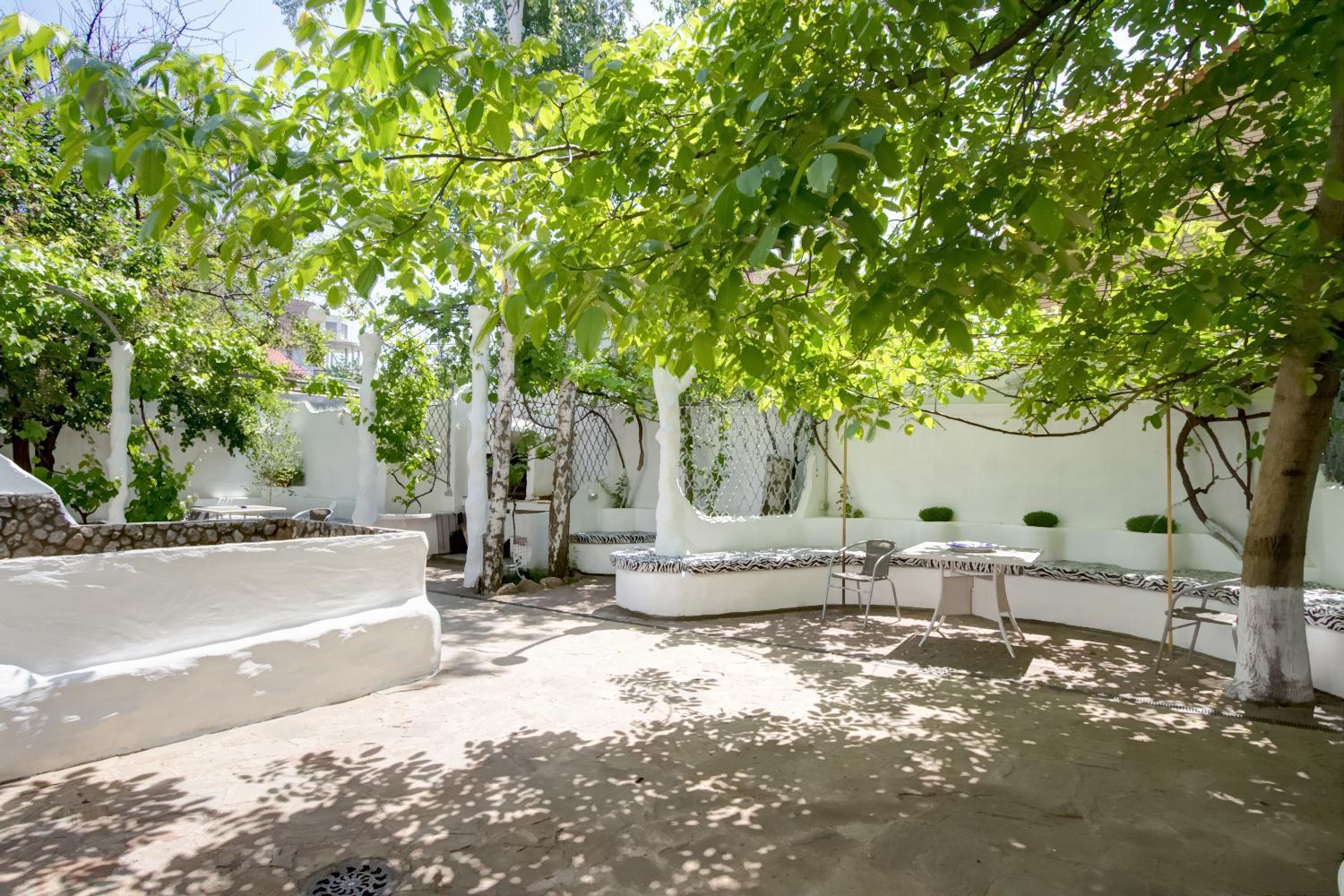 Jungle - Дом-Сказка У Моря Odesa Exterior photo