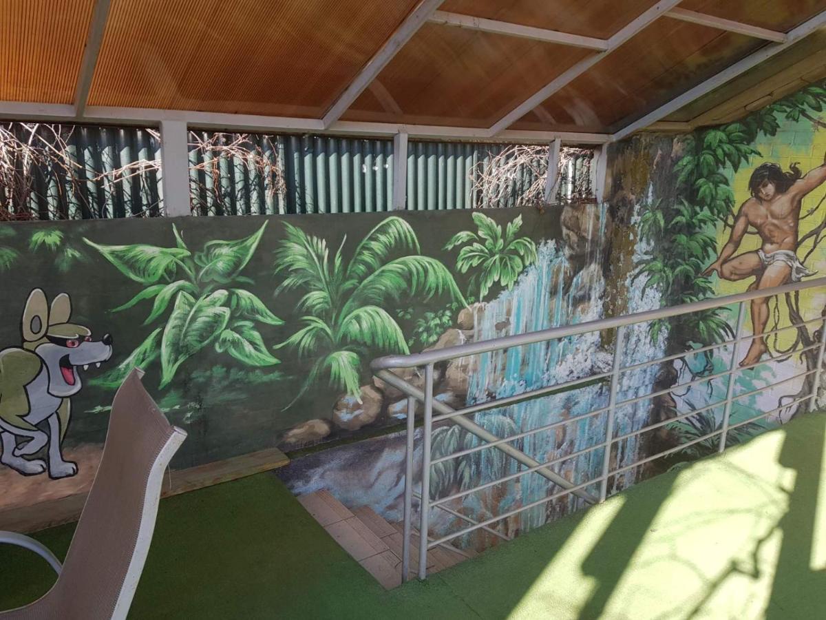 Jungle - Дом-Сказка У Моря Odesa Exterior photo