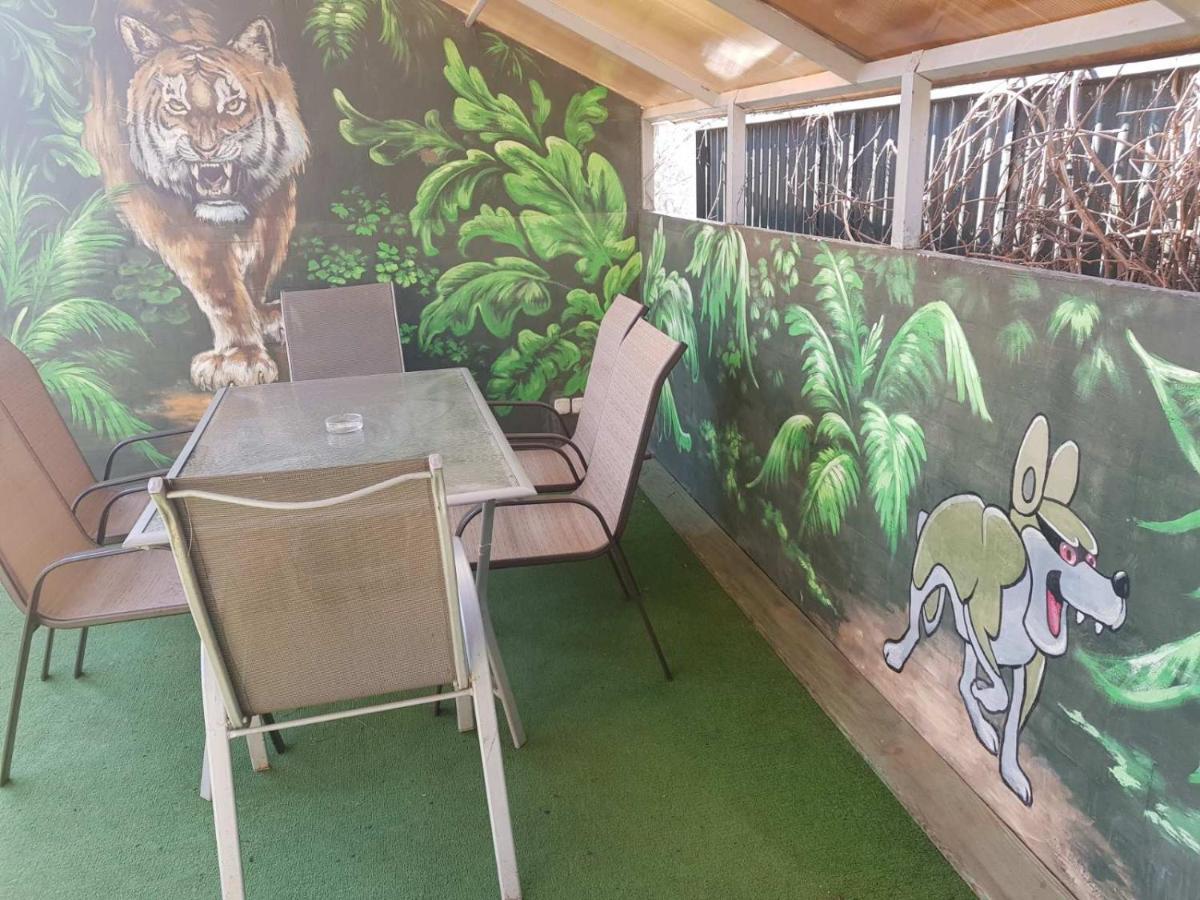 Jungle - Дом-Сказка У Моря Odesa Exterior photo
